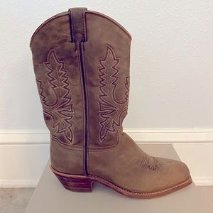 Abilene women’s 11 inch Cowboy Boots